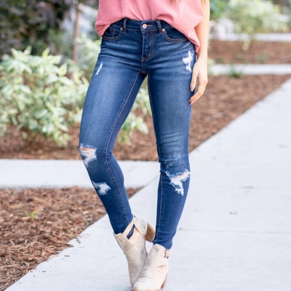 KanCan Saskia Distressed Dark Wash Skinny Jeans XL